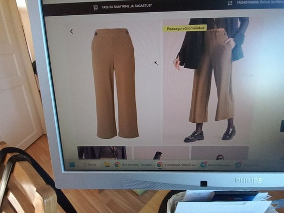 Новые брюки Vero Moda. L/32.