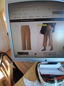 Новые брюки Vero Moda. L/32. (1 фото из 2)