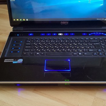 Clevo m980nu