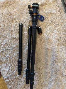 Canon EOS 90D с тремя объективами, штативом и рюкзаком (8 фото из 9)