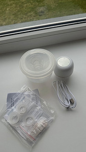 Электрический молокоотсос Wearable Electric Breast Pump/ Ele (1 фото из 2)
