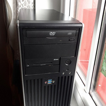 Игровой ПК: Core i7 (Xeon) / 8ГБ / Radeon RX570 / 500ГБ