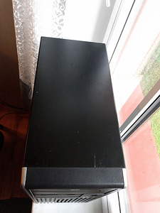 Gaming PC: Core i7 (Xeon) / 8GB / Radeon RX570 / 500GB (4 foto / 9)