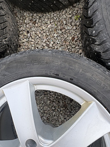 Диски Audi R17 шины Nokia Hakkapeliitta 8, 225/50R17 (3 фото из 7)