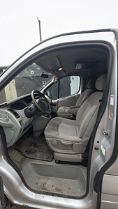 ПРОДАЕТСЯ Opel Vivaro 1.9 R4 DTi 74кВ (5 фото из 9)