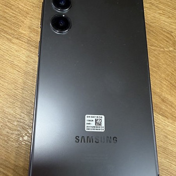 Samsung Galaxy S24 8/128Gb Grey v heas korras