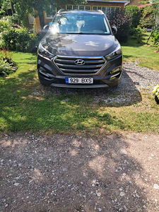 Hyundai Tucson 2.0 crdi 100kw (4 foto / 11)