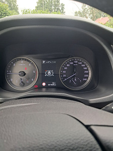 Hyundai Tucson 2.0 crdi 100kw (9 foto / 11)