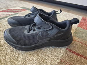 Botased NIKE suurus 31 (1 foto / 7)