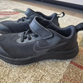 Botased NIKE suurus 31