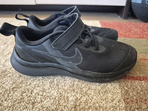 Botased NIKE suurus 31 (3 foto / 7)