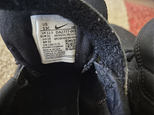 Botased NIKE suurus 31 (6 foto / 7)