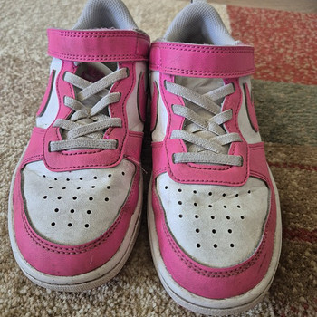 Botased NIKE suurus 32