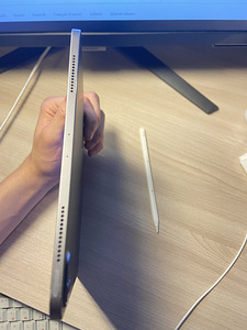 iPad Pro 11" (128 GB) Space Gray + Apple Pencil 2 + originaal (5 foto / 6)