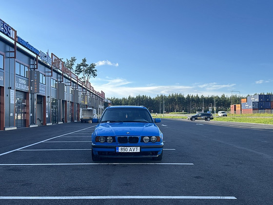 BMW