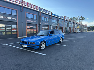 BMW (3 фото из 11)
