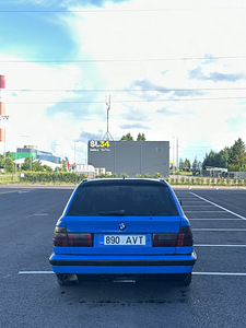 BMW (6 фото из 11)