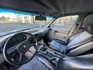 BMW (9 фото из 11)