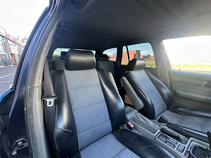 BMW (10 фото из 11)