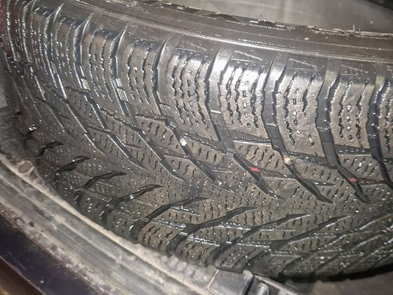 Резина 215/55 r17
