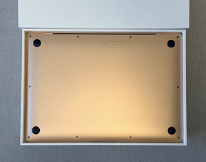 Apple Macbook Air 13 M1 Gold 8/256GB ENG uueväärne! (5 foto / 6)