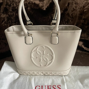Сумка GUESS