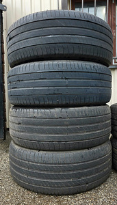 Шины R18 225 55 18 Michelin, 4 шт. (1 фото из 1)