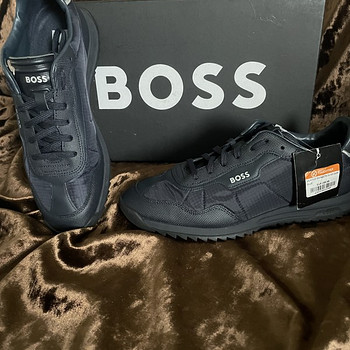 Кроссовки BOSS р.39 НОВЫЕ!