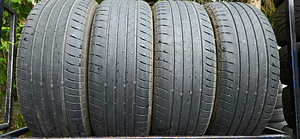 Шины R18 235 55 18 Bridgestone 4-5 мм 4 шт. (1 фото из 1)
