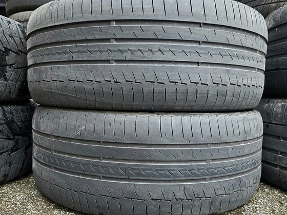 Шины R19 245/45 19 continetal, 2 шт.