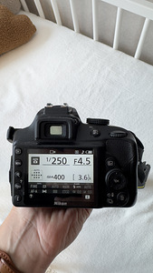 Продаётся Nikon D3400 + AF-S DX NIKKOR 18-105mm f/3.5-5.6G E (5 фото из 6)
