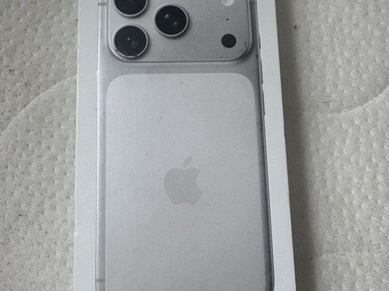 Apple iPhone 17 Pro 256GB Silver