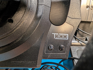 Thrustmaster T300 RS GT Edition (4 foto / 6)