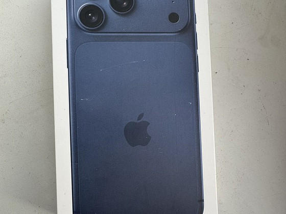 Apple iPhone 17 Pro Max 512GB Deep Blue