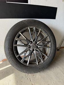 LEXUS ORIGINAL R19 (1 foto / 4)