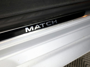 Volkswagen Golf Match ATM 1.6 TDI 77kW (9 фото из 9)