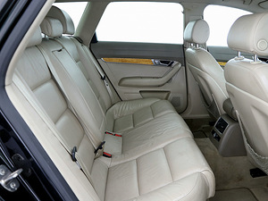 Audi A6 Comfortline Quattro ATM 3.0 TDI 171kW (7 фото из 8)