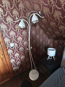 Продам торшер (1 фото из 3)