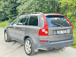 Volvo XC90 (3 фото из 8)