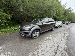 Продам или обменяю Audi Q7 2011 (1 фото из 10)