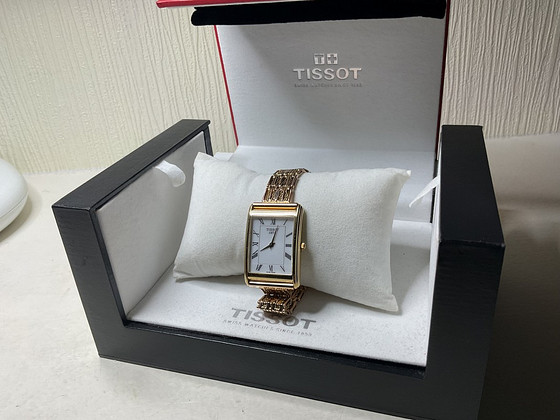 Золотые часы TISSOT,золотой браслет