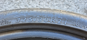 R21 X5 E70 F15 erilaiused 285/35/21 & 325/30/21 Dunlop (3 foto / 4)