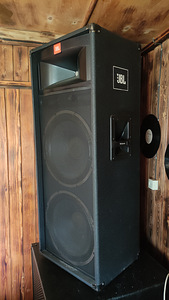 JBL TR-225 PA kõlarid (1 foto / 3)