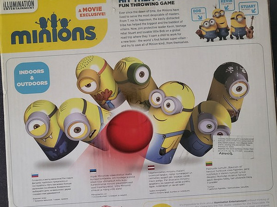 Minion bowling