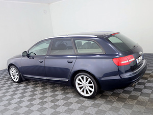 Audi A6 Comfortline Facelift ATM 2.0 TDI 125kW (4 фото из 7)