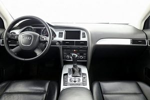 Audi A6 Comfortline Facelift ATM 2.0 TDI 125kW (5 фото из 7)