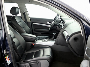 Audi A6 Comfortline Facelift ATM 2.0 TDI 125kW (6 фото из 7)