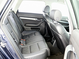 Audi A6 Comfortline Facelift ATM 2.0 TDI 125kW (7 фото из 7)