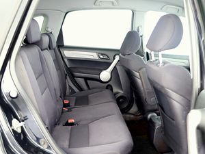Honda CR-V Elegance ATM 2.0 110kW (7 фото из 7)
