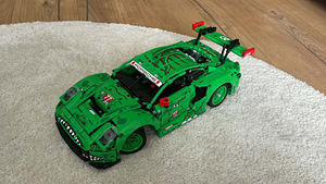 42224 Porsche 911 GT3 R+ 42210 2 Fast 2 Furious Nissan (6 фото из 7)